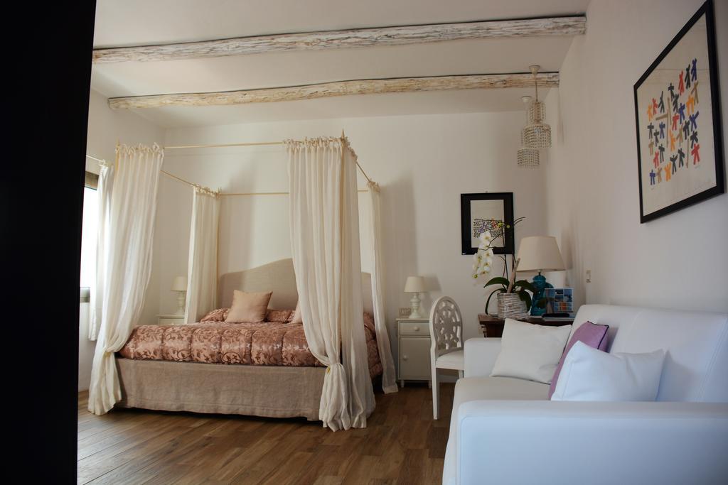 Bed and Breakfast Residenza Nialiccia à Abbiadori Extérieur photo